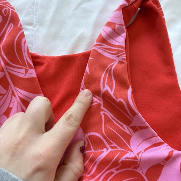 Victorias Secret PINK Active Ultimate Lightly Lined Gym to Swim Bra Womens Small - Picture 2 of 7